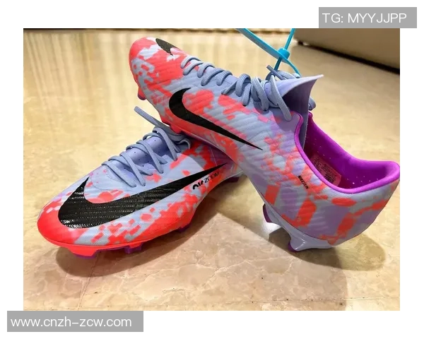 刺客足球鞋的优势与不足全面解析助你选择最适合的装备